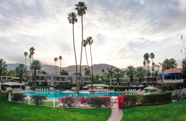 Shadow Mountain Resort