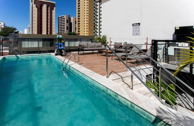 Simple Smart by Xtay João Pessoa