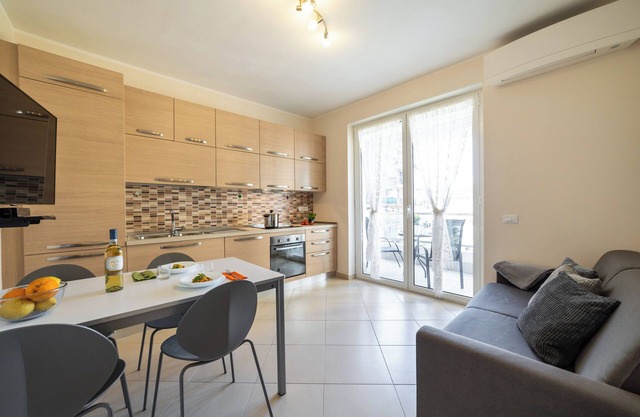 Sirius, one-bedroom flat 200 m from the beach and with rooftop condominium pool