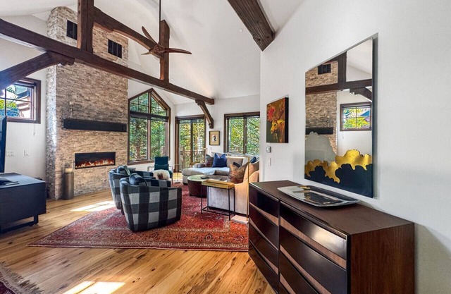 Ski In-Out, 4-Bedroom Penthouse - Arrowhead Village at Beaver Creek