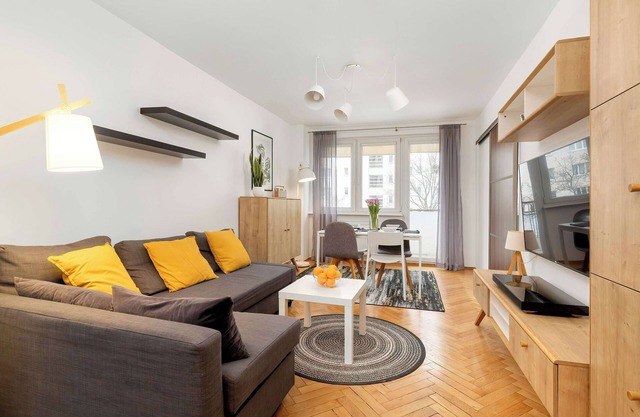Skwer Kościuszki 17-19A Gdynia | Beautiful Apartment | Balcony