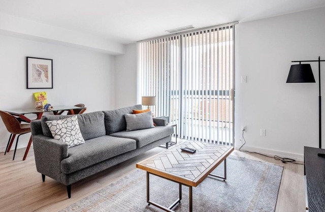 Smart Foggy Bottom 1BR w/ W/D + Gym near Watergate + metro by Blueground