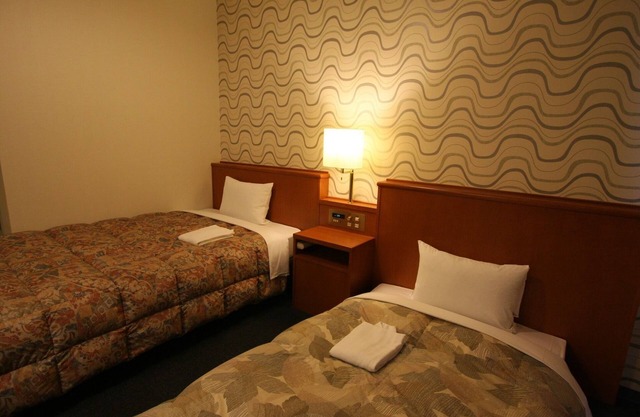 Smoking 2 people specification Semidouble b/Sanyoonoda Yamaguchi