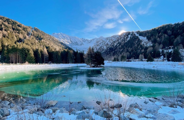 Snow White Apartment - 300 Metres from the Slopes, Free Parking and Wi-Fi