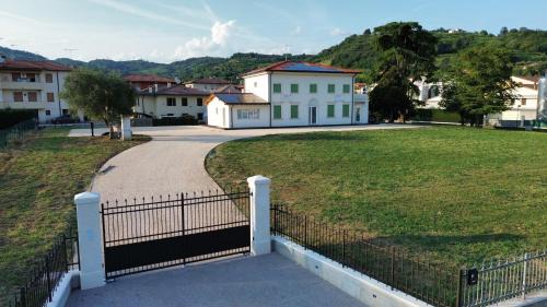 Soggiorno in villa - apt with kitchen and terrace