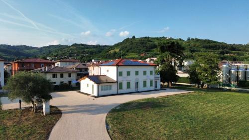 Soggiorno in Villa - apt n2 with kitchen