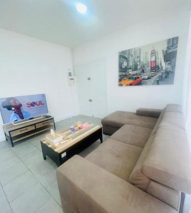 Spacieux et lumineux, coup de cœur garanti à proximité du métro et RER