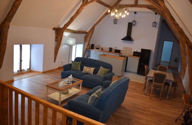 Spacious 2 bedroom gîte located in the Golden Triangle of the Perigord Noir