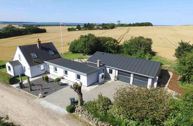 Spacious family home on scenic Fur