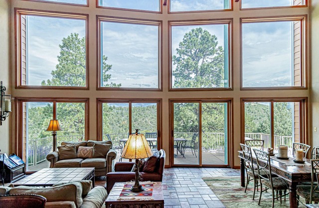 Spacious home with full kitchen, game room & great views