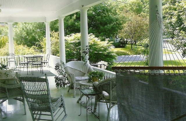 Spacious, In-Town, Steinway grand