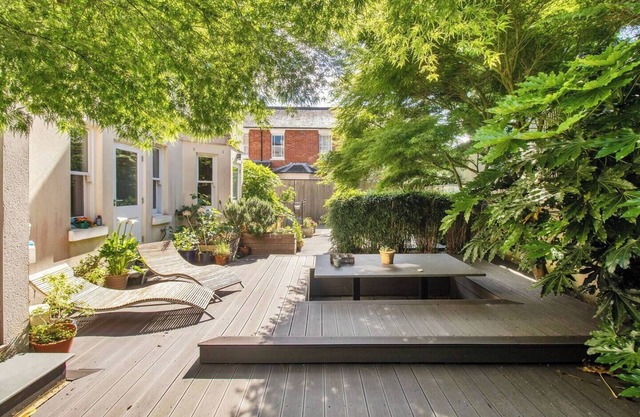 Spacious Townhouse in the Royal Tunbridge Wells | Pass the Keys