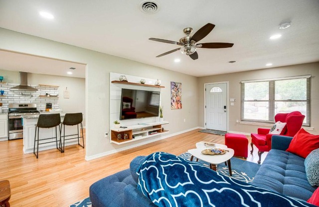 Spacious Yard Pet-Friendly Home in San Antonio!