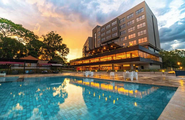 Stay in Comfort! 3 Triple Double Units – Perfect for Friends and Family Getaways