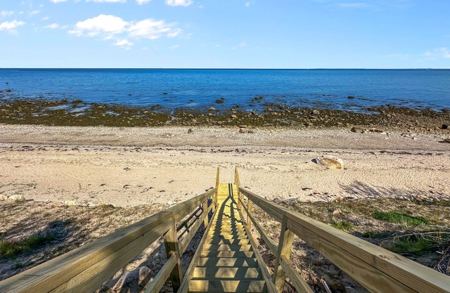 Steps to Sand & Stunning Bay Views