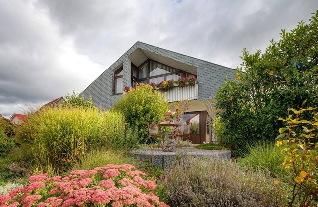 Studio Apartment 'Müller' with Balcony and Wi-Fi