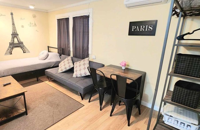 Studio Cabin in a Huge Lot! Extended Stay Available