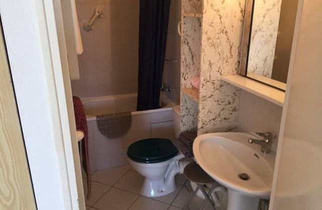 Studio-ensuite with shower-terrace-Type D