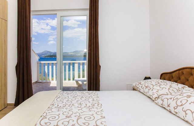 Beach Žuronja Pelješac