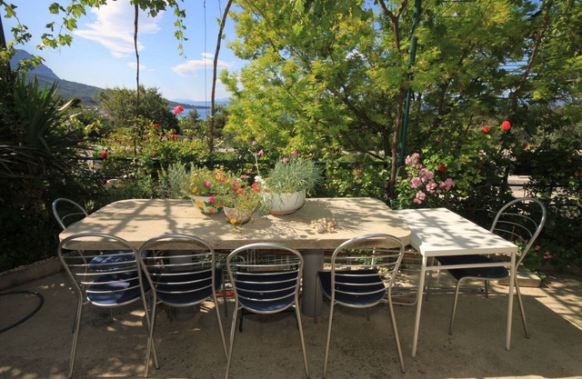 Studio flat with balcony and sea view Tučepi, Makarska (AS-6901-a)