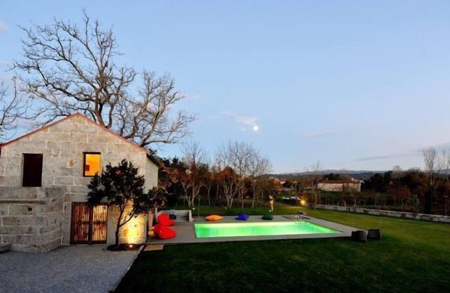 Studio in the countryside, inserted in "organic farm" 7ha. Casas do Ermo