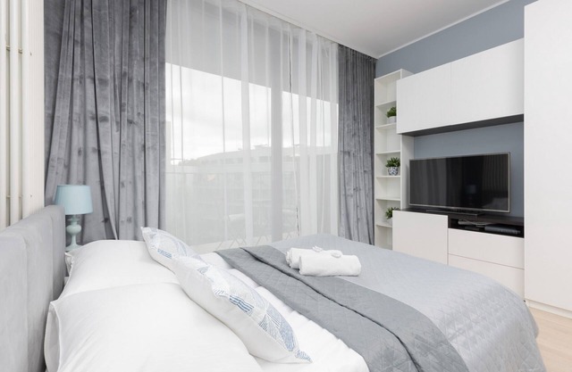 Studio Warsaw Grójecka by Renters