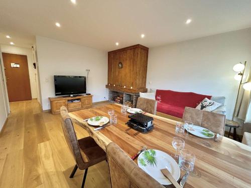 Studios + Cabine à Megève, 4 Couchages, 500m des Remontées, Balcon Sud, Parking Inclus - FR-1-597-34