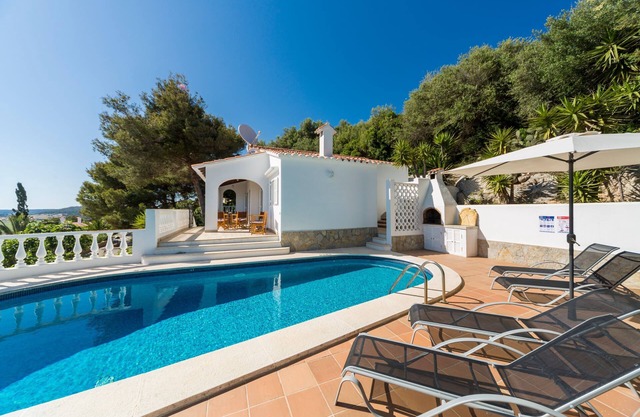 Stunning sea view and pool – Villa Amoura