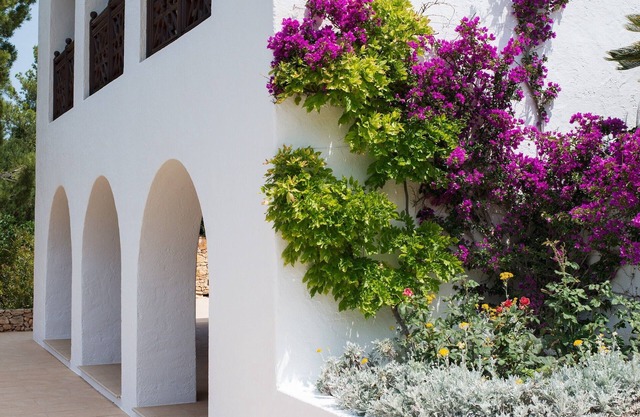 Stunning Ibiza Villa | 6 Bedrooms | Villa Santy | Gorgeous Sea & Mountain Views.