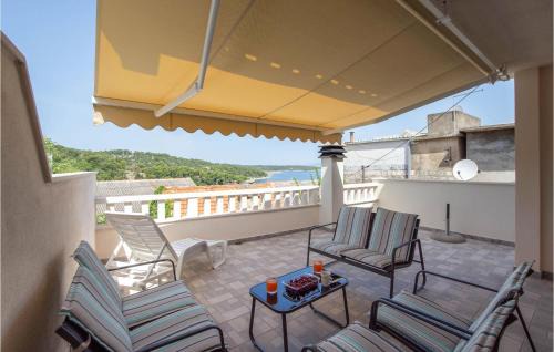 Stunning Home In Povlja With Kitchen