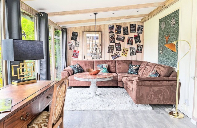 Stunning private villa for 5 people with WIFI, TV and patio