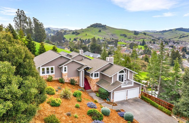 Stunning Sonoma County Home with Amazing Views