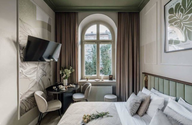 Stylish apartment with the Old Town view