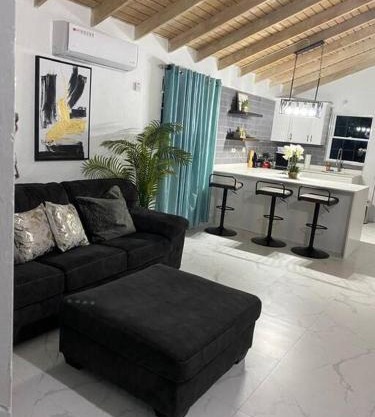 Stylish Bungalow- New Harbour Village