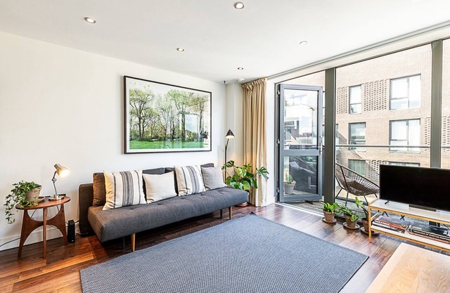 Stylish London Apartment in Trendy Peckham