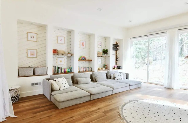 Stylish & Modern Hood River Retreat Near Downtown!