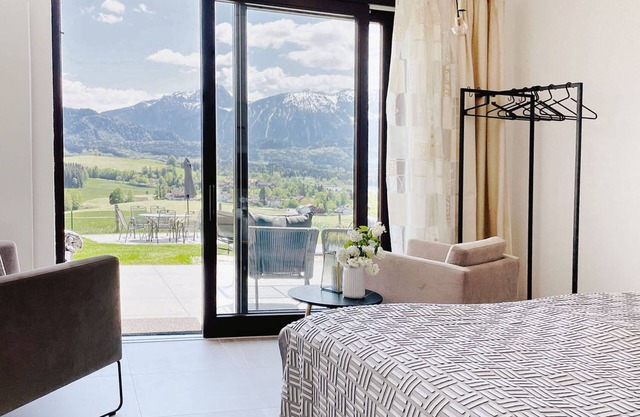 Suite Schlossblick - with lake and castle view