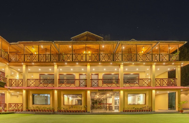 Summit Jungle Resort