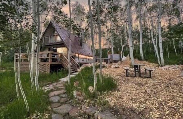 Sunflower Lodge Near Park City