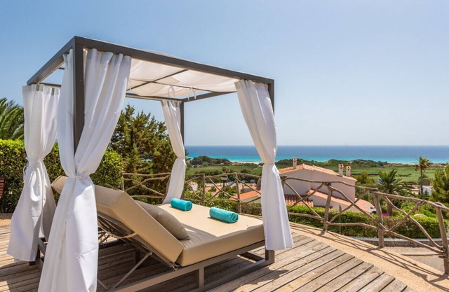 Sunset Apartments, Sea views