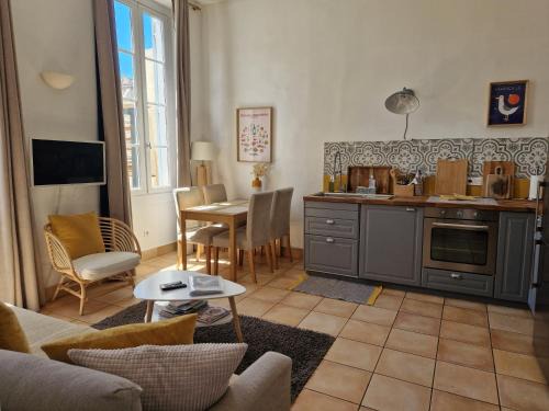 Superbe 2 pièces avec grande terrasse, classé *