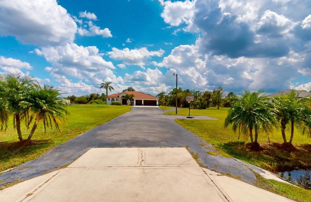 Swaying Palms Estate