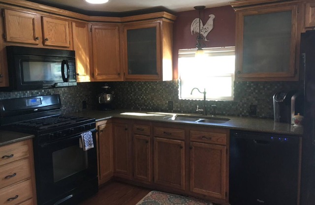 Sweet, quiet country home-