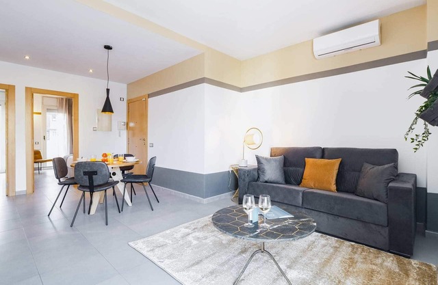 Sweett | Callao III - Two Bedroom Apartment, Sleeps 4