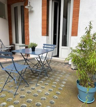 T2 ,AC,Private, Terrace, central