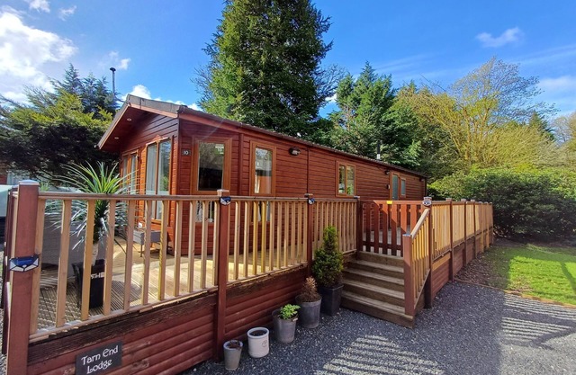 Tarn End Lodge - a holiday lodge that sleeps 4 guests in 2 bedrooms