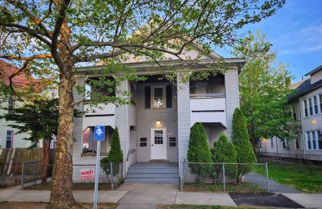 Tastefully furnished repose home