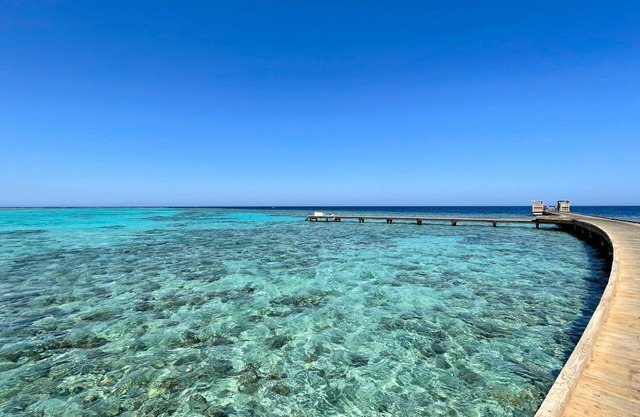 The Breakers Diving & Surfing Lodge