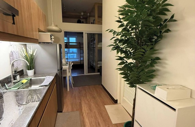 The Camden Place Cozy Family Group Condo Unit