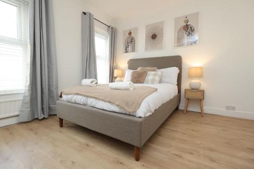 The Central Stay - 5 minute walk to Cardiff Centre, up to 6 people